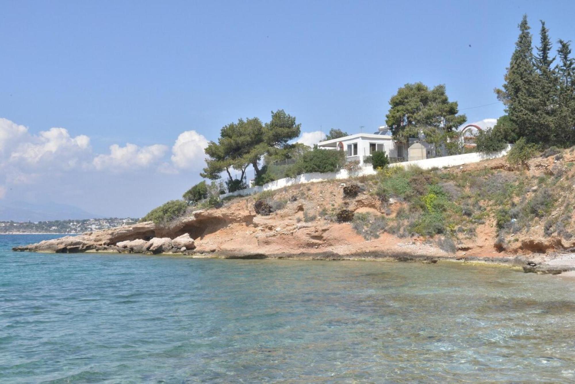 Salamis Beachfront House Extérieur photo